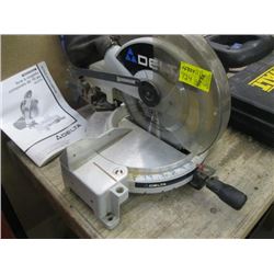 DELTA COMPOUND MITRE SAW