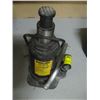 Image 1 : 20 TON BLACKJACK HYDRAULIC JACK