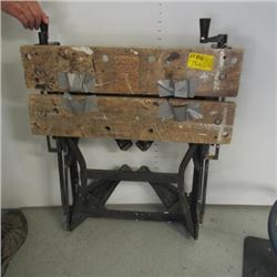 FOLDING WORK BENCH