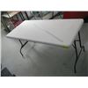 Image 2 : FOLDING 6' TABLE