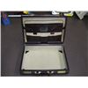 Image 2 : BRIEFCASE
