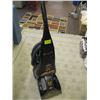 Image 1 : BISSEL PROHEAT CARPET CLEANER
