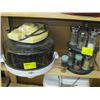 Image 1 : SPICE RACK & A TOTAL CHEF CONVENCTION COOKER