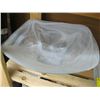 Image 2 : MATCHING BOWL & PLATTER