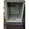 Image 2 : SENTRY VALUEGUARD 1250 SAFE WITH COMBINATION