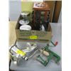 Image 1 : MEAT GRINDER, APPLE PEELER/CORER, SPICE RACK, ETC.