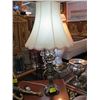 Image 1 : PAIR OF DECORATIVE TABLE LAMPS WITH THE CHERUBS