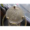 Image 2 : LG. HOURGLASS