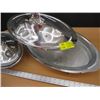Image 2 : 2 SILVER PLATE SERVING DISHES WITH GLASS LINERS