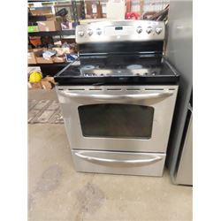 GE Stainless Steel Stove 30"W