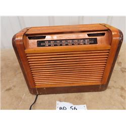 Roll Top Radio - Vintage