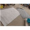 Image 1 : 2 Area Rugs Box 64" x 92"