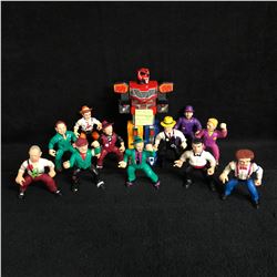 VINTAGE TOY COLLECTIBLES LOT