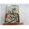 Image 2 : Tin Full of interesting items