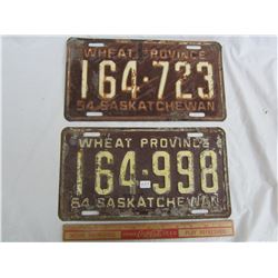 2 Non Matching 1954 Sask. License Plates