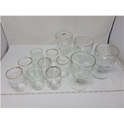 12 grape vine glasses (4 goblets)