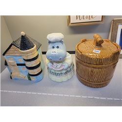 3 cookie jars
