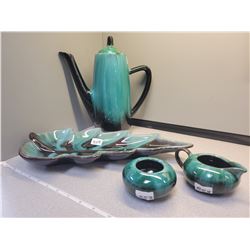 tea pot, cream & sugar, dish - Blue Mountain