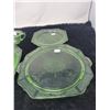 Image 2 : 4 pieces green depresson glass *princess*