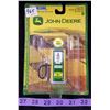 Image 1 : John Deere Gas Pump