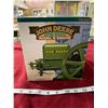 Image 2 : Die Cast Ertl John Deere Operated Model "E" Engine Original Box