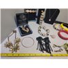 Image 3 : Assorted costume jewellery lot (bag)