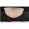 Image 2 : 8 1/2" Pink Bowl (No Chips)