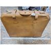 Image 1 : Renwick leather suitcase 24”x18”, good condition