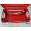 Image 3 : Red Samsonite overnight case, good condition