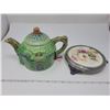 Image 1 : 57. Cottage Tea Pot, made in Japan, and ceramic hot pad