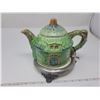 Image 5 : 57. Cottage Tea Pot, made in Japan, and ceramic hot pad