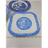 Image 2 : 114. Lot of blue and white china, made in England (a bowl and 2 plates)