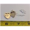 Image 1 : 128. 10 kt gold heart with diamante