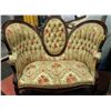 Image 1 : ANTIQUE STYLE CARVED BACK LOVE SEAT, 48" WIDE