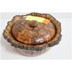WOODEN DECORATIVE BOWL WITH LID