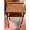 Image 1 : VINTAGE WOOD SIDE TABLE, 18 X 15 X 30