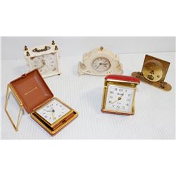 ASSORTMENT OF VINTAGE CLOCKS