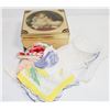 Image 1 : TIN OF VINTAGE LADIES HANKIES