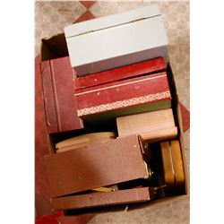 ASSORTED VINTAGE JEWELLERY BOXES