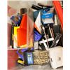 Image 1 : BIN OF ASSORTED NEW AND USED TOOLS