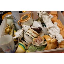 1950S DECORATIVE ORNAMENTS ASSORTED