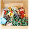 Image 1 : BOX OF ASSORTED VINTAGE CHRISTMAS ORNAMENTS