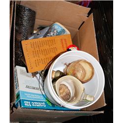 ESTATE BOX OF COLLECTIBLES
