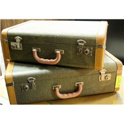 MATCHING PAIR 1950S SUITCASES GREEN