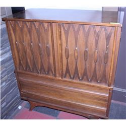 1950S BEDROOM SIDEBOARD WITH DRAWERS 41 X 19 X 45