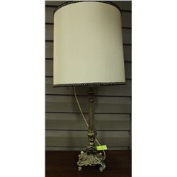VINTAGE ORNATE FRENCH STYLE BRASS TABLE LAMP