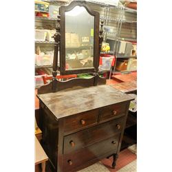 ANTIQUE DRESSER WITH MIRROR CIRCA 1920S