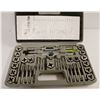 Image 1 : 49 PIECE TAP AND DIE SET