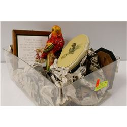 1950S ASSORTED CHALK WARE BIRD PLAQUES