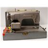Image 1 : VINTAGE KENMORE SEWING MACHINE